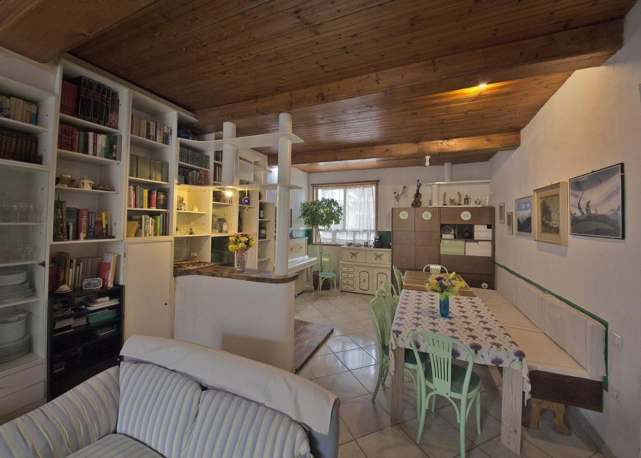 La Vecchia Locanda Castelnuovo di Val di Cecina Esterno foto